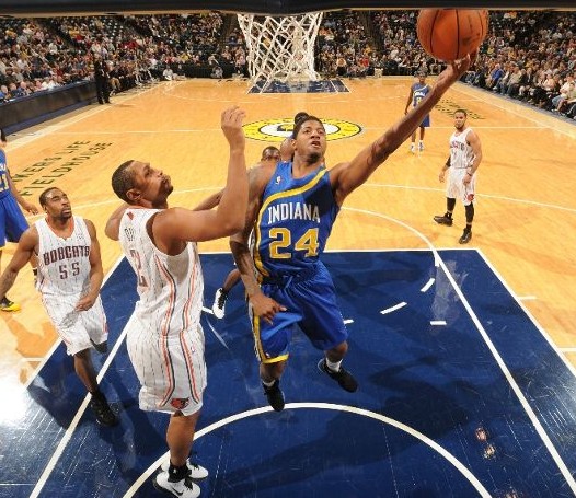 队在进攻端 队在进攻端